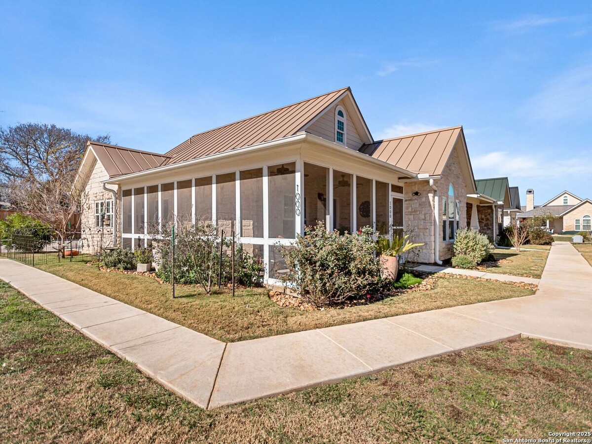 530-oak-park-dr-boerne-tx-26  